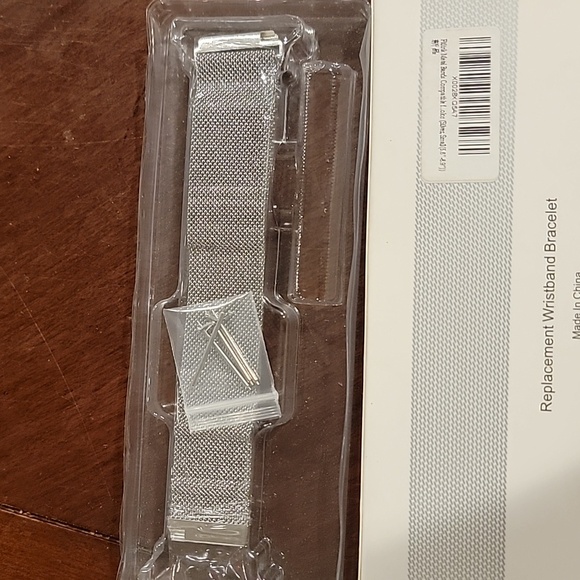 (J10) Fit link smart watch band - Picture 2 of 4